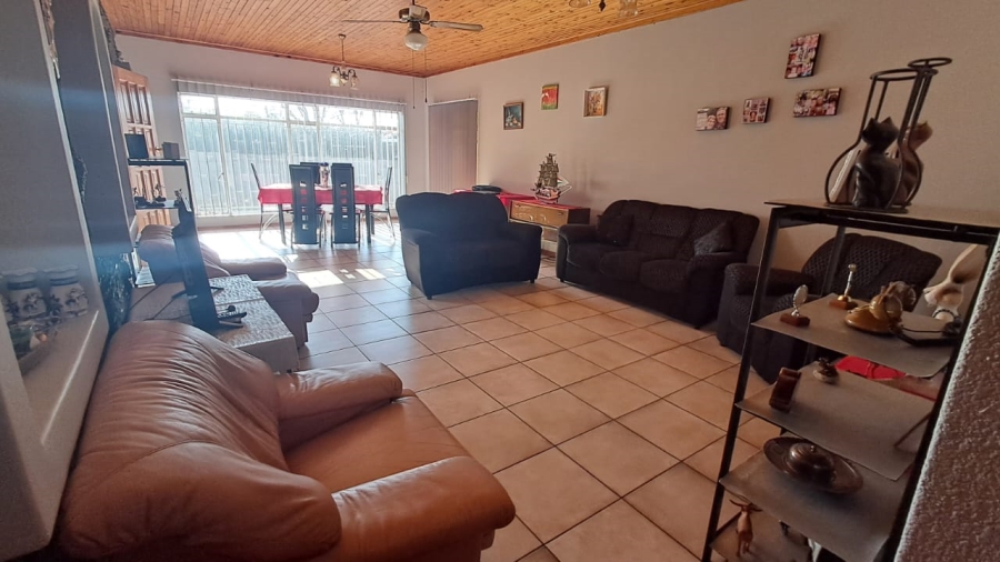 2 Bedroom Property for Sale in Parys Free State